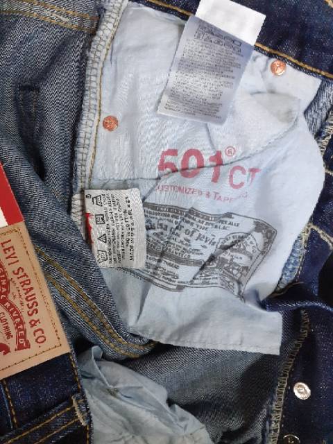 cela jeans pnjang pria levis 501 standar reguler fashion cowok original distro terbaru Celana jeans panjang standar levis original premiu terbaru