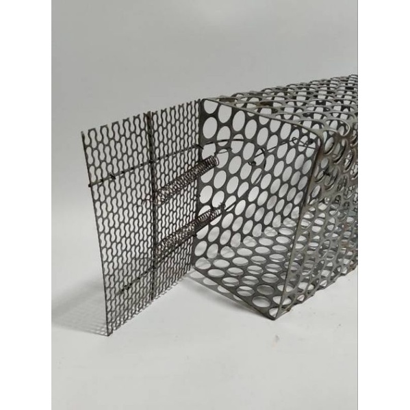 JEBAKAN TIKUS BESI PERANGKAP TIKUS BESI