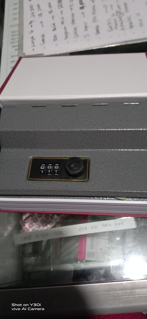 Brankas Buku + Kunci Gembok Brankas Buku + Kunci Password