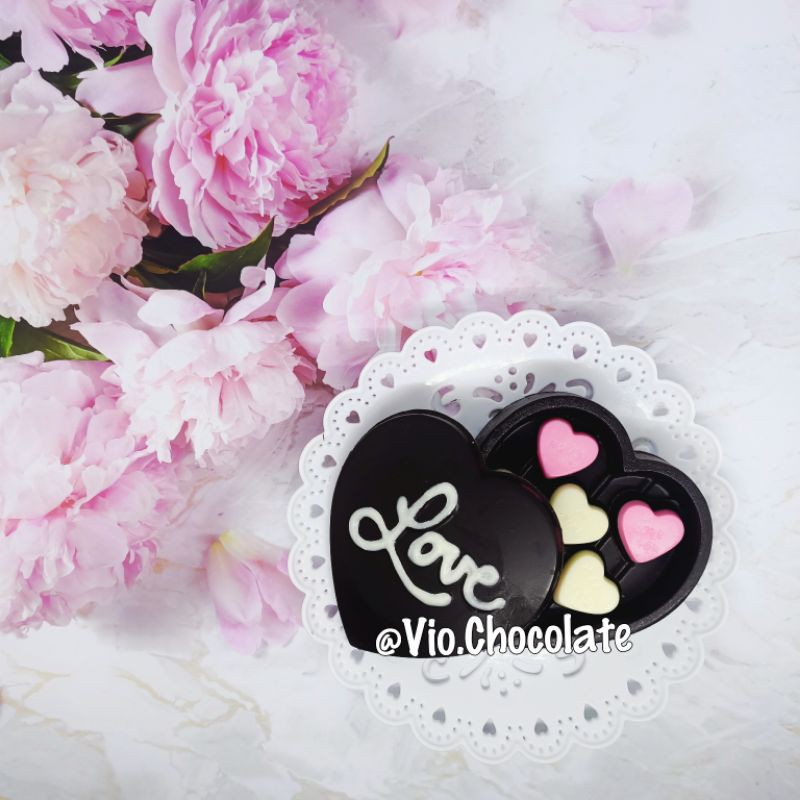 

Coklat Valentine, Coklat ChaCha, Coklat Box