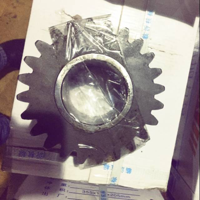 PLANET GEAR XCMG Pn.83000801 WHEEL LOADER