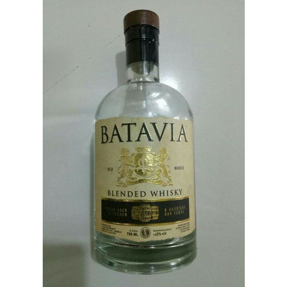 Botol bekas miras Batavia Whisky 700 ml