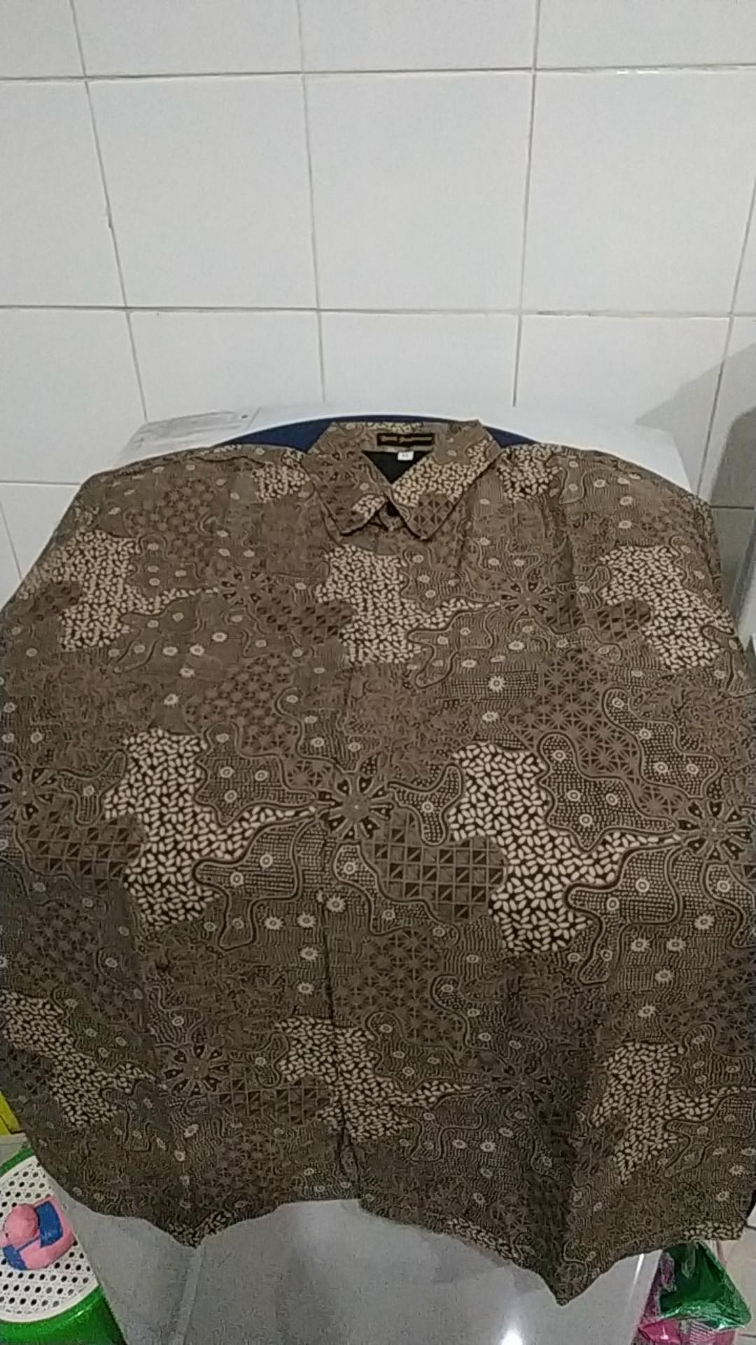 Motif Sekar Jagad #3 Pendek Kemeja Batik Pria Full Furing