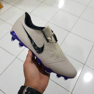  Sepatu  Bola Nike Phantom VNM Academy 2021 2021  Shopee 