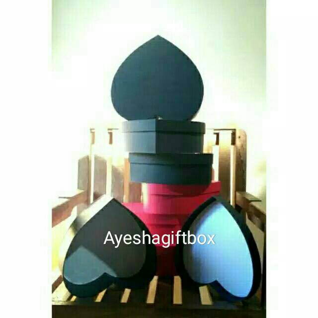 

Kotak kado / love / buket bunga love d20*t7