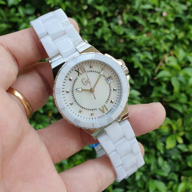 GUESS COLLECTION WATCHES 34MM, 35MM, 36MM