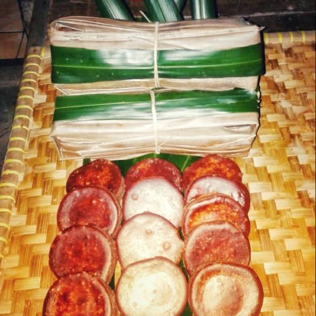 

Gula Aren Murni 1 slop 10 pcs (100 gr/pcs)