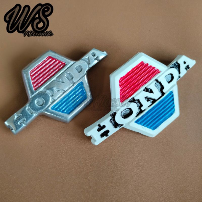 Emblem Sayap Honda C70