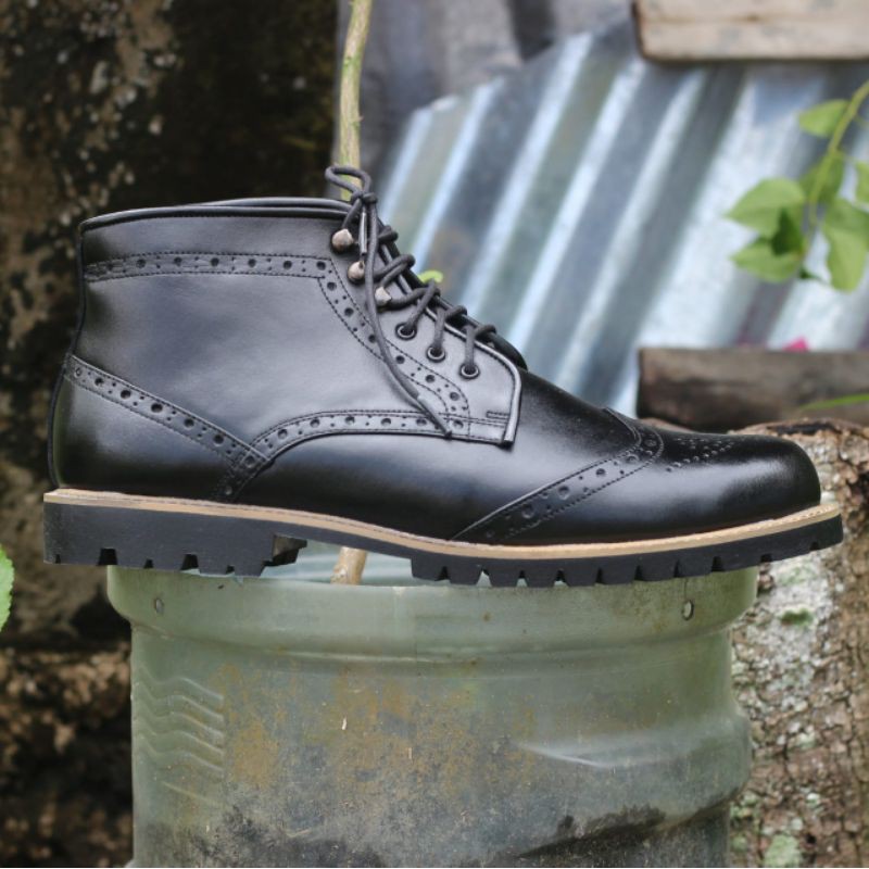 TOM'S - Sepatu Kulit Pria Handmade - BBB