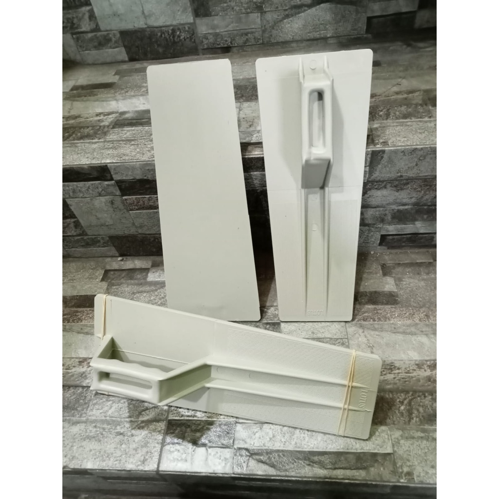 Reskam PVC / Lepan Acian Material PVC