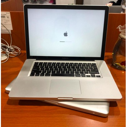 Second Macbook Pro 15inch Early 2011 Silver Ci7 Ci5