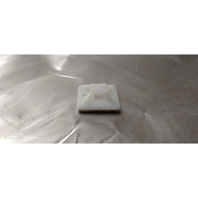 

Klip Kabel Double Tape