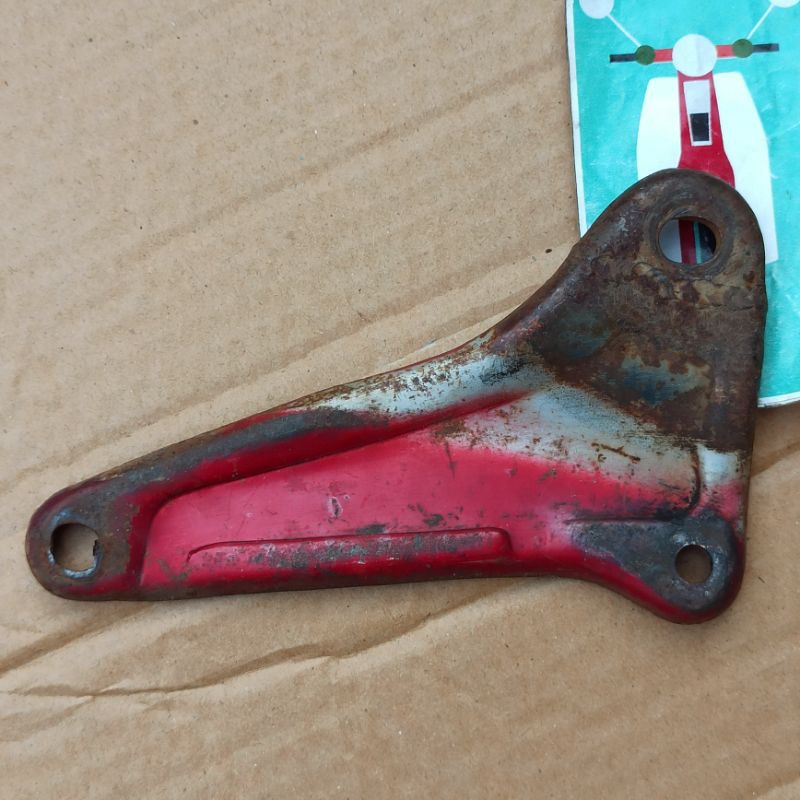 pangkon dudukan knalpot honda c70 c50 c90 ori original second bekas