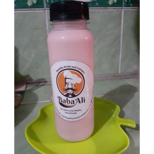 

Strawberry Almond Milk