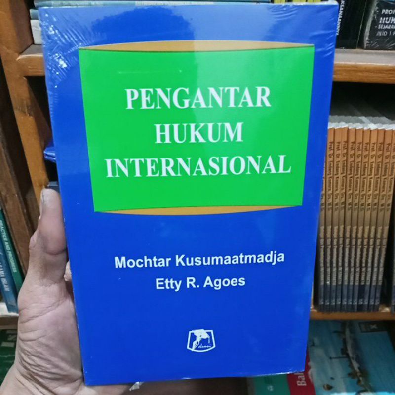 

buku pengantar hukum internasional