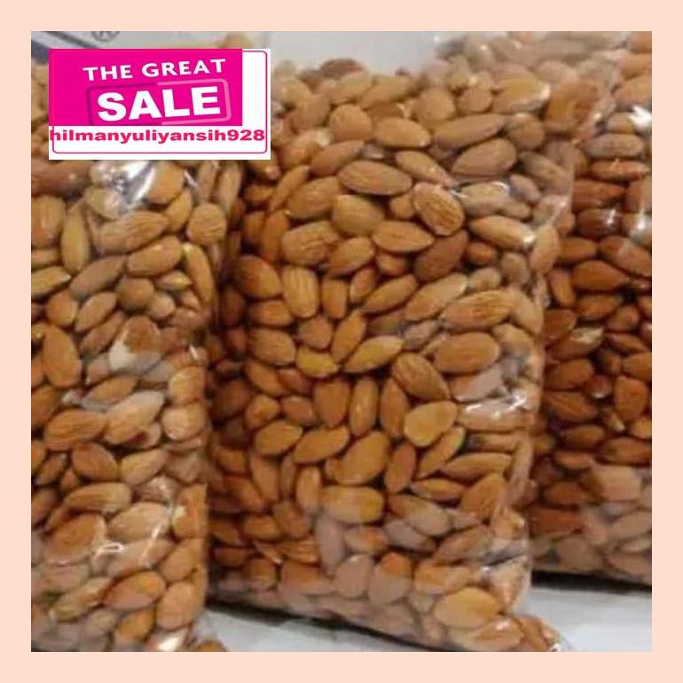 

S50Mra Raw Almond 1Kg Ret05Vh