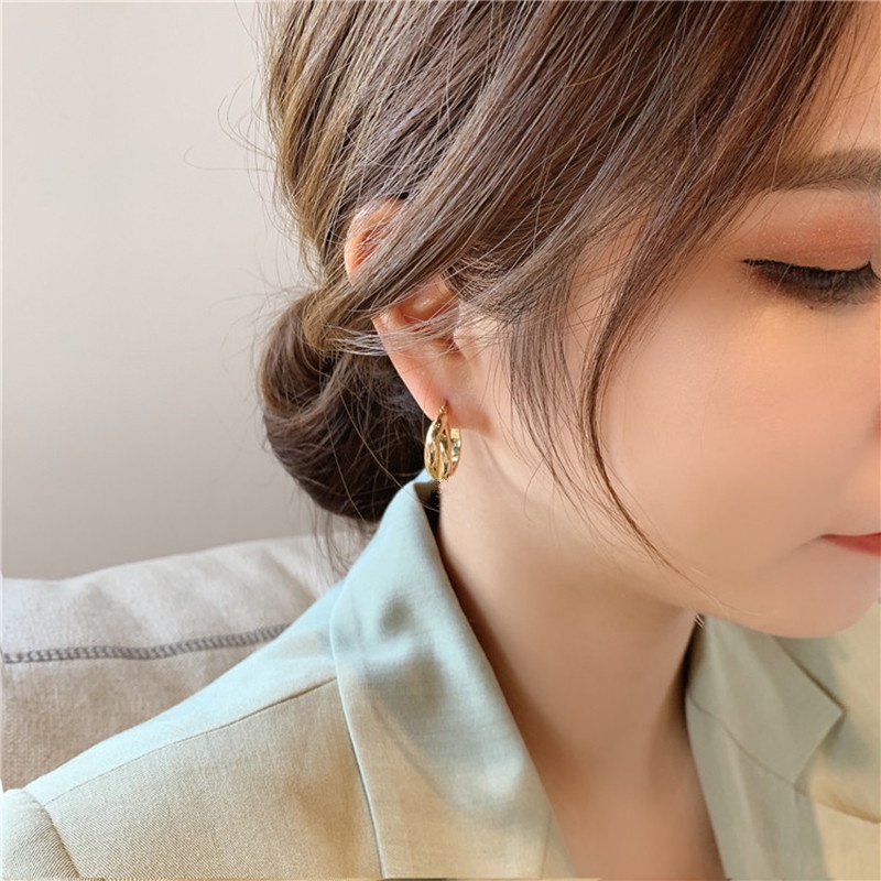 Magic789 Anting Bulat Silver S925 Model Silang Geometri Minimalis Untuk Wanita