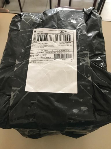 Jolly Kuliner Coreless Tissue Embossed [10 Roll]