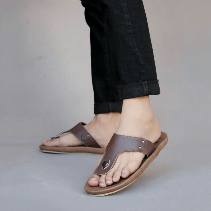 Sandal Hangout pria Kulit Asli Terbaru Original Bandung Grosir Jakarta surabaya Denpasar Malang