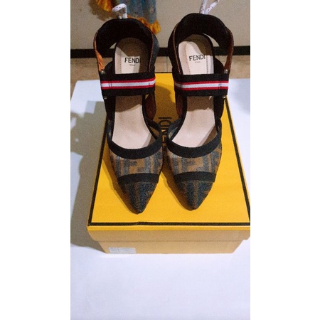 Fendi Colibri pumps Sale, NBU