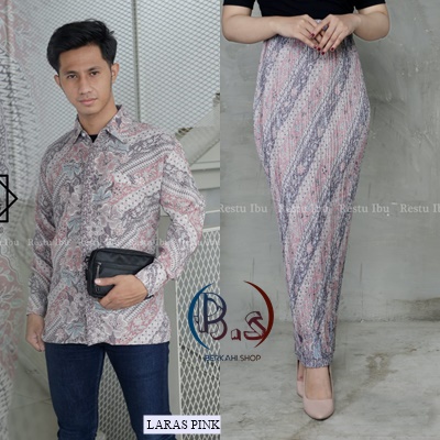 BATIK COUPLE / BAJU BATIK COUPLE / BATIK SET / SETELAN COUPLE ROK PLISKET / ROK PLISKET COUPLE KAMEJA BATIK / COUPLE MURAH / ROK PLISKET COUPLE LENGAN PANJANG / ROK BATIK PLISKET COUPLE/ MOTIF LARAS PINK