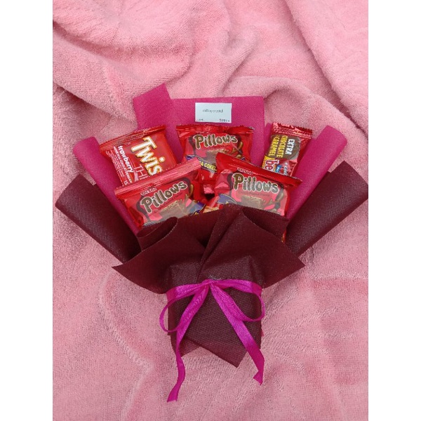 Bucket Snack merah buket Snack buket jajan hadiah hampers