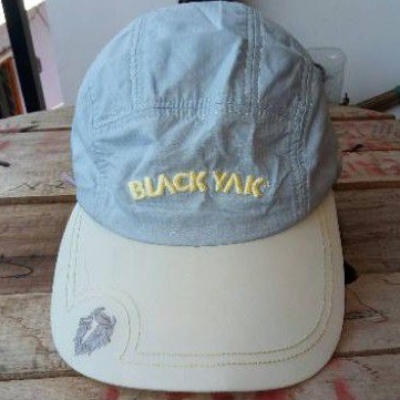 Topi Black Yak