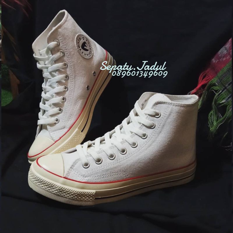 Ventela bts 70's White High