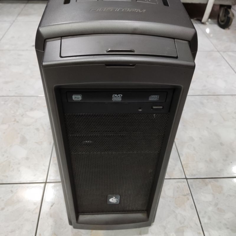 Casing komputer / pc  storm scout 2 cooler master