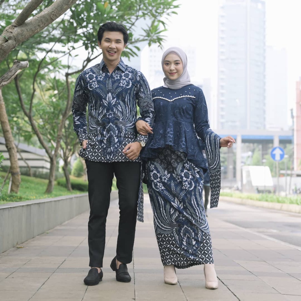 Kebaya Couple Modern Kebaya Wisuda Lamaran Tunangan Kondangan Terbaru 2022  Dress Bridesmaid Model Kebaya Tunik Batik Kekinian Seragam Wedding Pernikahan