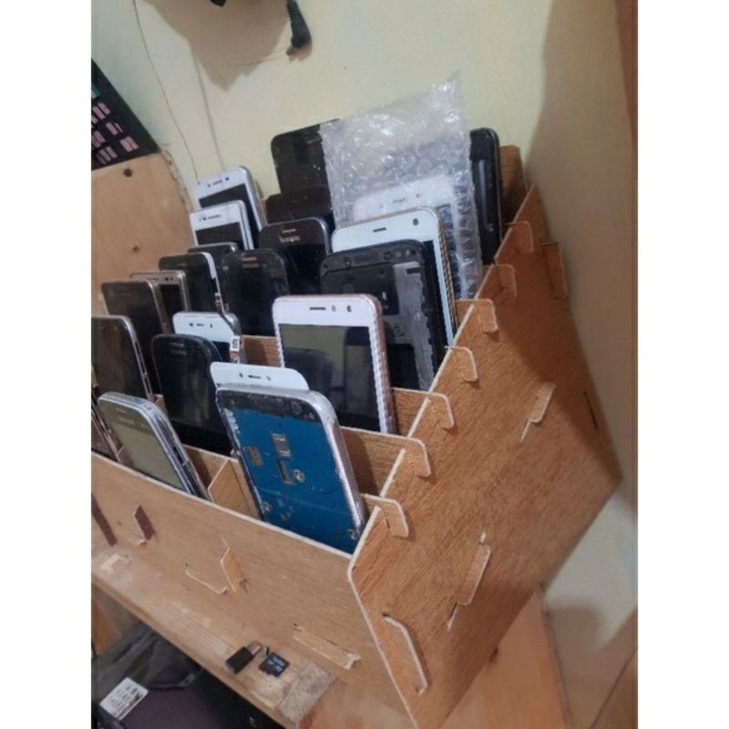 Jual Rak Hp Servisan 24 Slot RAK KOTAK KAYU SPAREPART HP - RAK ...