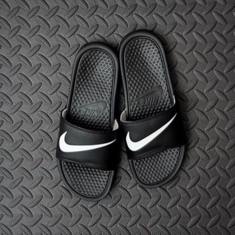 Sandal Slip On Nike 100% Original Langsung Dari Store