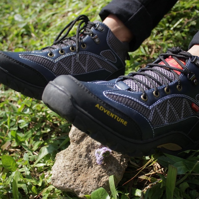 Sepatu Pria Original 100% Pria boots Original Kasual Casual Boots kulit hiking Gunung - B01