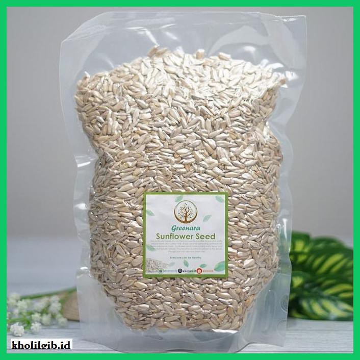 

Makanan-Kering- Sunflower Seed 1Kg Kuack Kupas 1 Kg -Aneka.