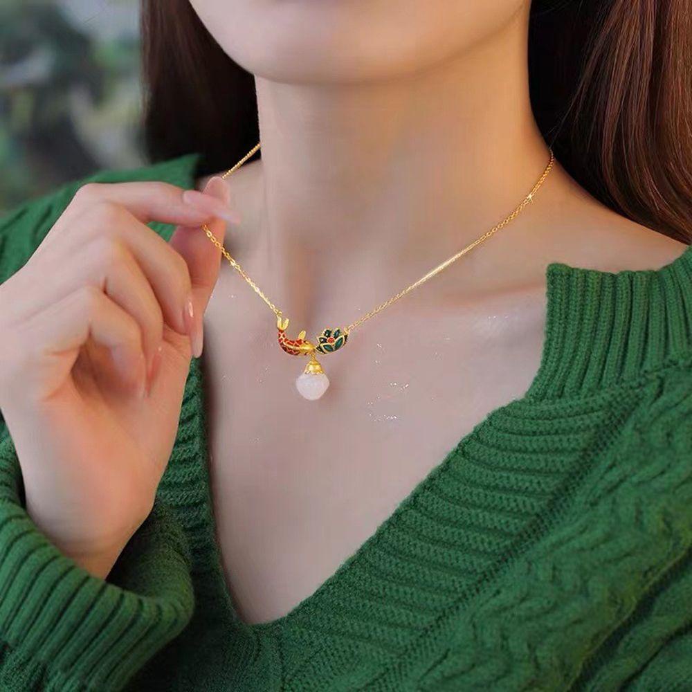 Agustina Woman Kalung Retro Liontin Bunga Sederhana Untuk Perempuan Tembaga Lotus Neck Perhiasan