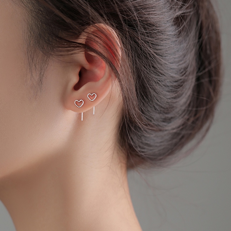 Anting Stud Bentuk Hati Model Hollow Warna Silver Untuk Wanita