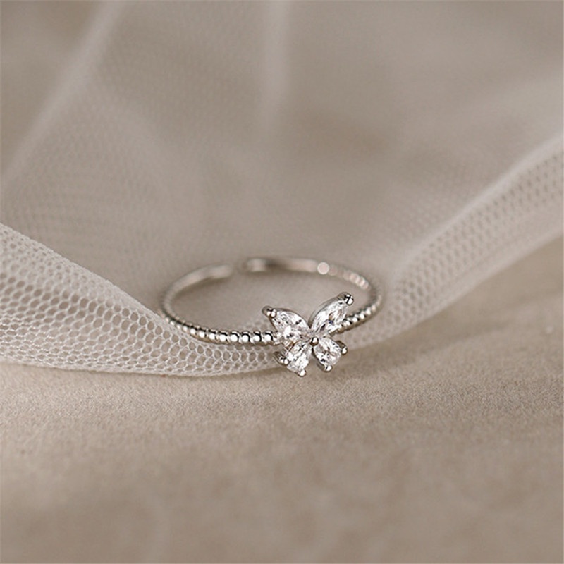Cincin 925 Silver Desain Kupu-Kupu Aksen Berlian Untuk Wanita