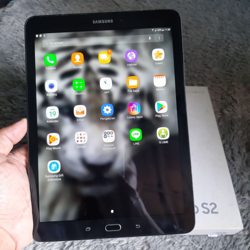 Samsung Tab S2 9.7inch 3/32gb T819y second warna hitam