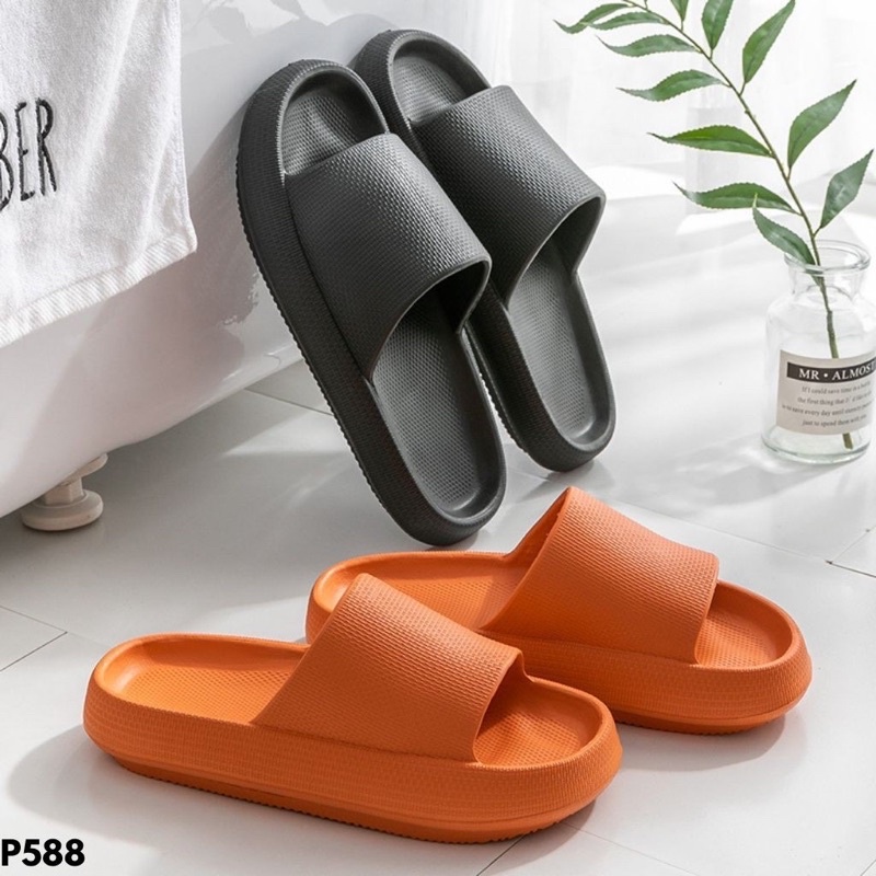 SANDAL KARET INDOOR OUTDOOR UNISEX TINGGI ANTI SLIP LICIN NYAMAN EMPUK IMPORT P588