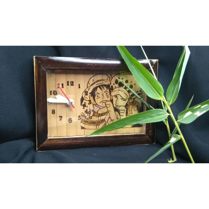jam meja one piece luffy law