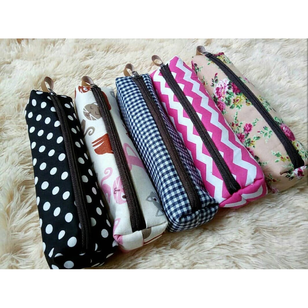 

Souvenir tempat pensil