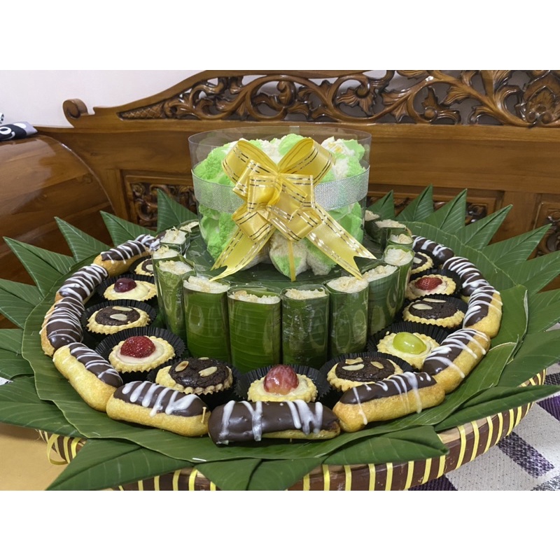 

Tumpeng cake..