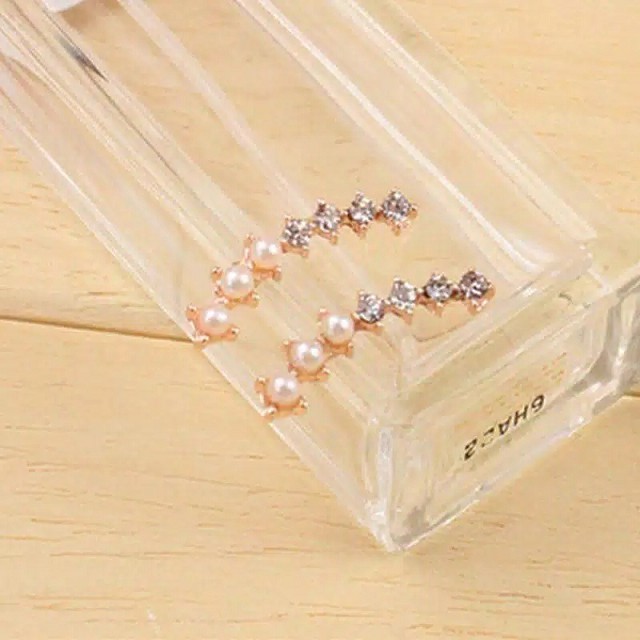 ANTING GIWANG MUTIARA BERLIAN (IMITASI) LAPIS EMAS KUNING IMPORT