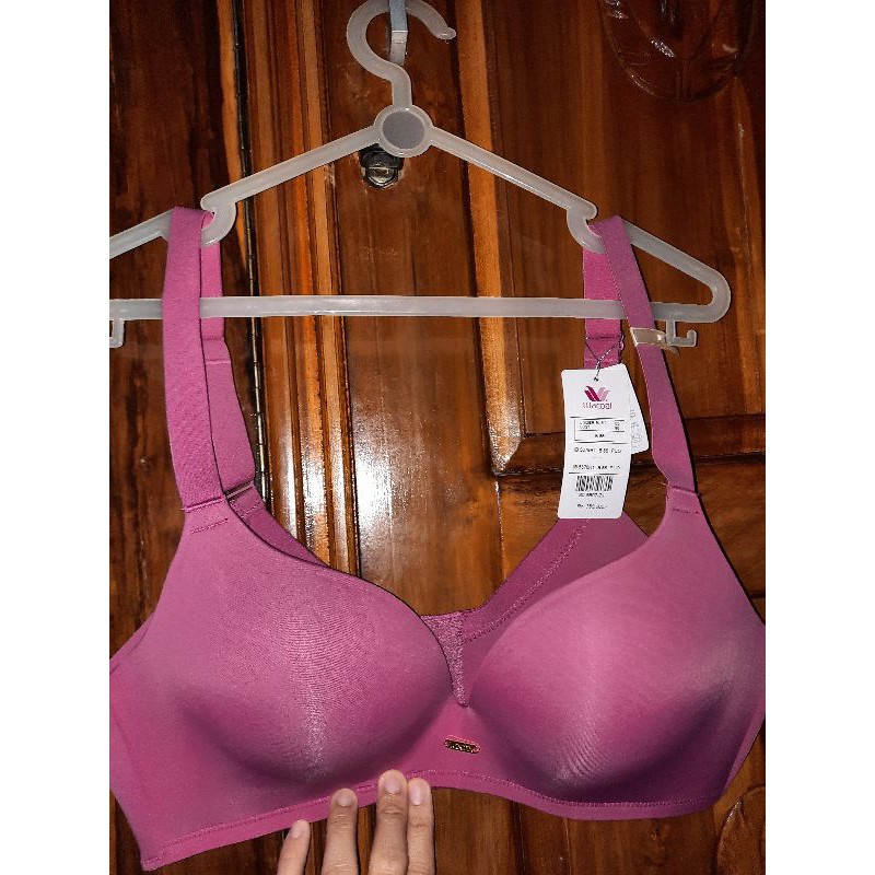 new with tag bra Wacoal side shape tidak berkawat size 38B warna pink fanta