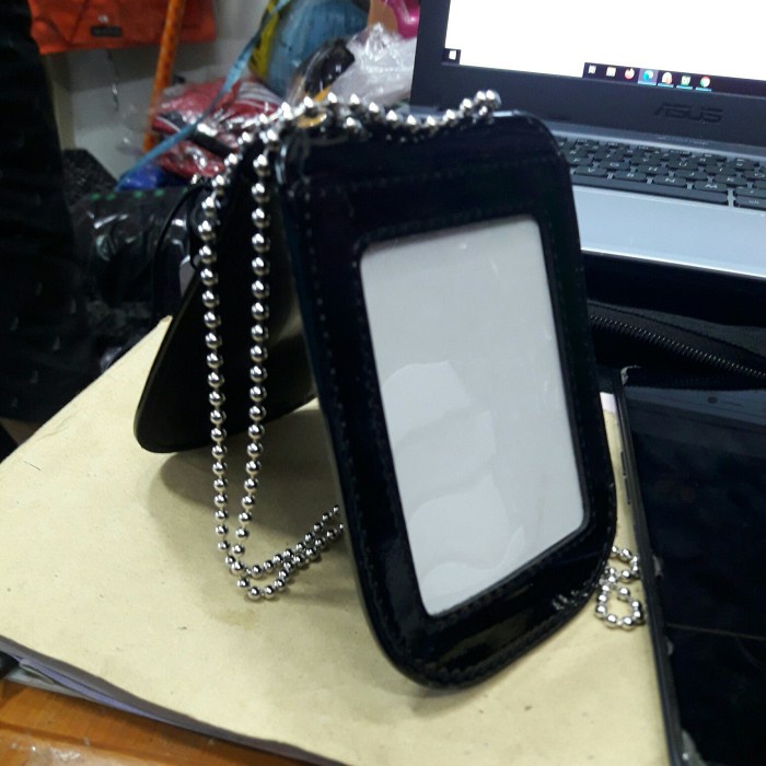 

Berkualitas Name Tag Holder/Kalung Lencana Bin Merah Terbaru (Dompet Glossy) Diskon