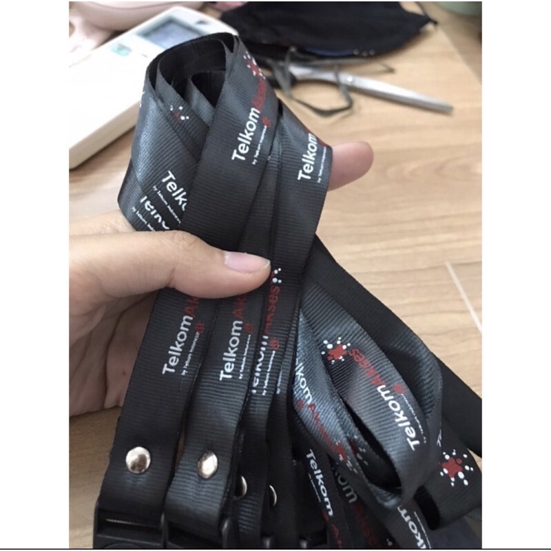 

gantungan kerja (khusus reseller)