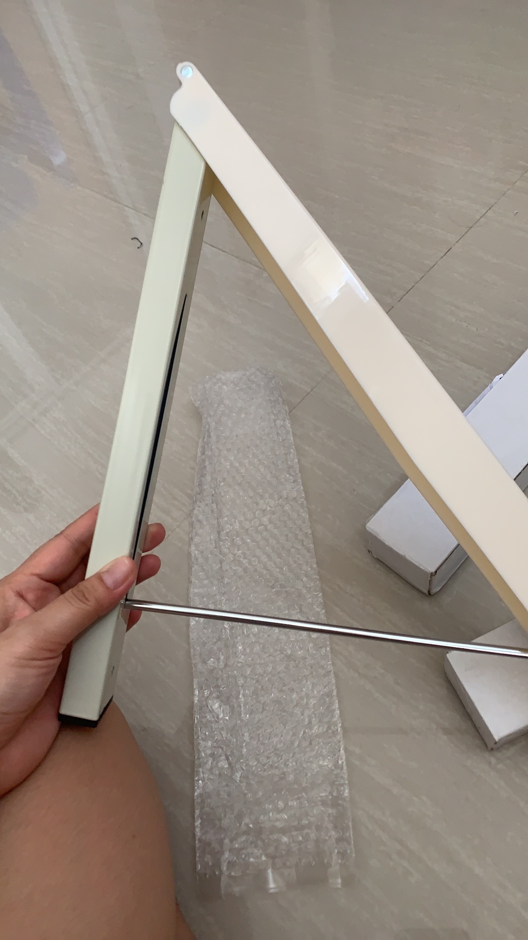 [cod] Gantungan Baju Dinding Tempel Gantungan Hanger Dinding Baju Bisa Di Lipat Indoor Bonus Baut