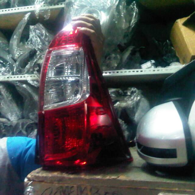 Stop lamp atau lampu belakang avanza 2015 - 2017