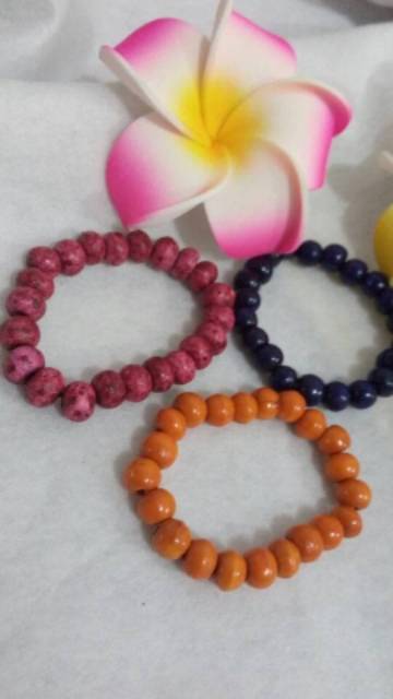 Aneka gelang murah oleh oleh bali