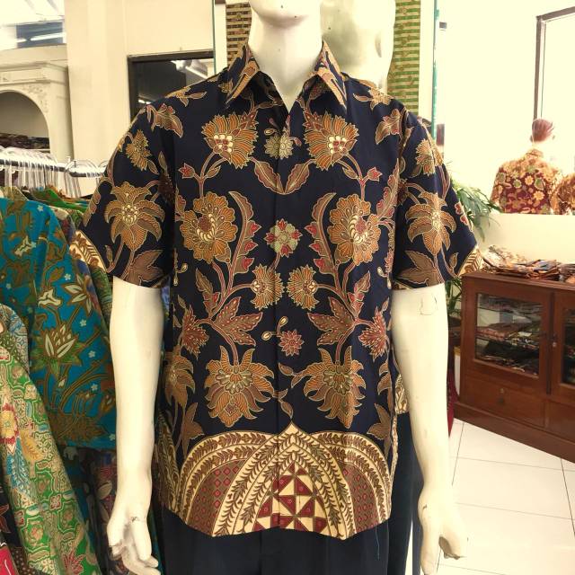 Hem pendek Danarhadi